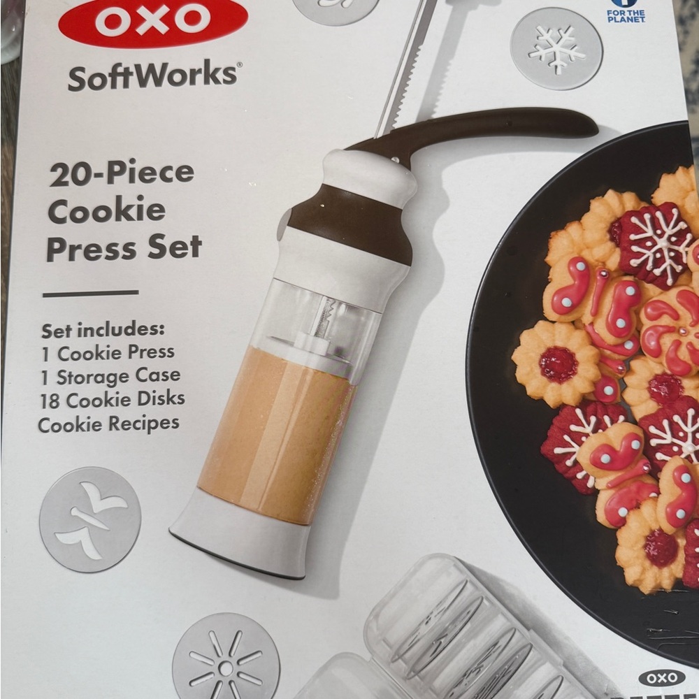 OXO SoftWorks 20-Piece Cookie Press Set - White and Brown